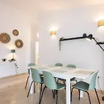 Semesterbostad Calala House With Huge Terrace *