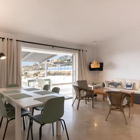 Calala House With Huge Terrace Semesterbostad